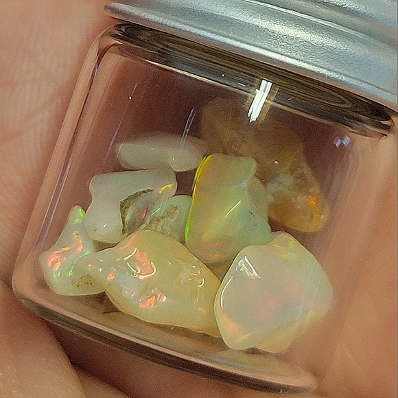10pcs. OPALS in a Glass Storage Bottle Vial with Screw Cap (22X30mm) Mini Jars - Picture 5 of 6